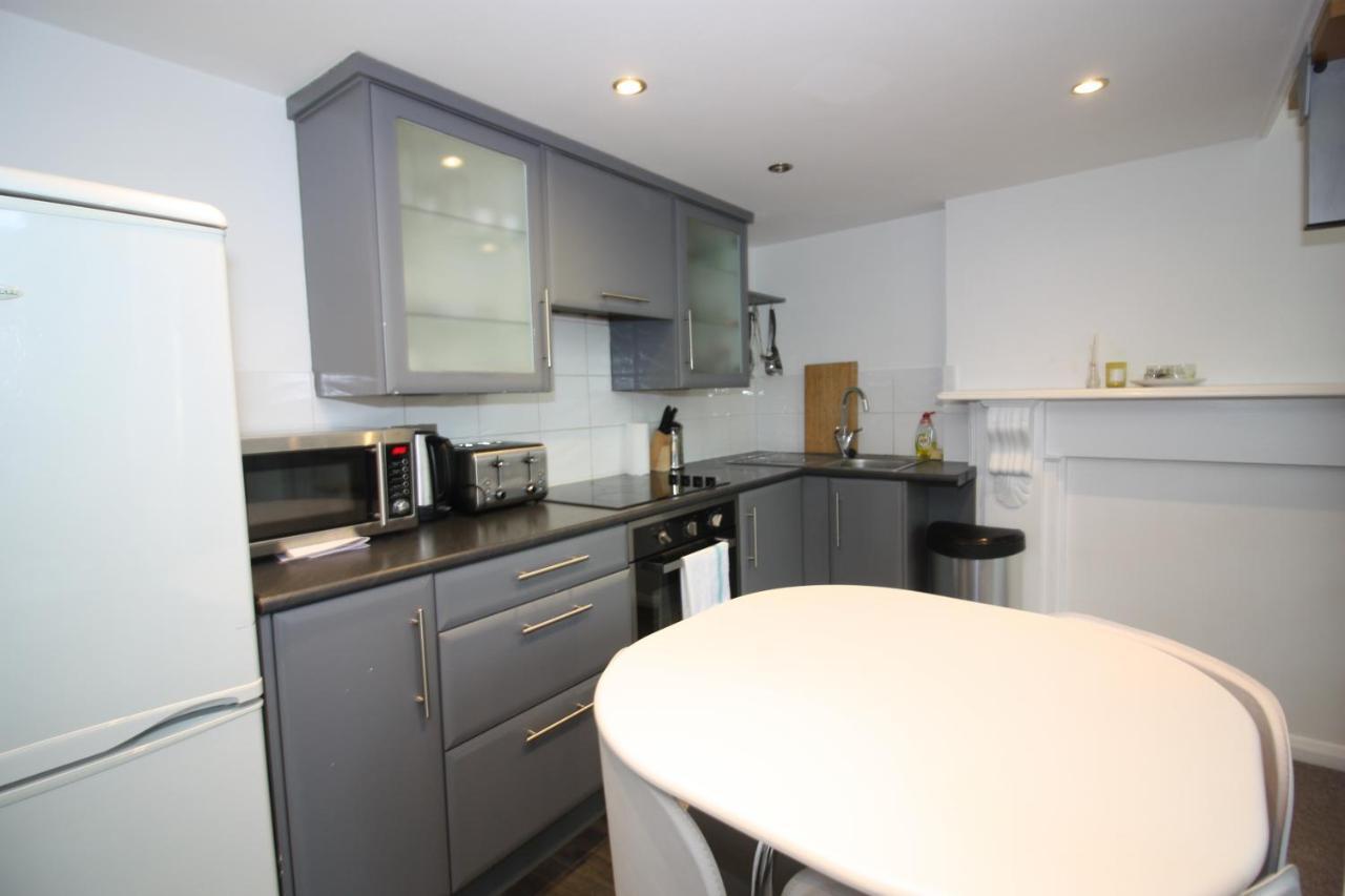 Well Appointed Garden Condo In Kensington Olympia Londres Extérieur photo